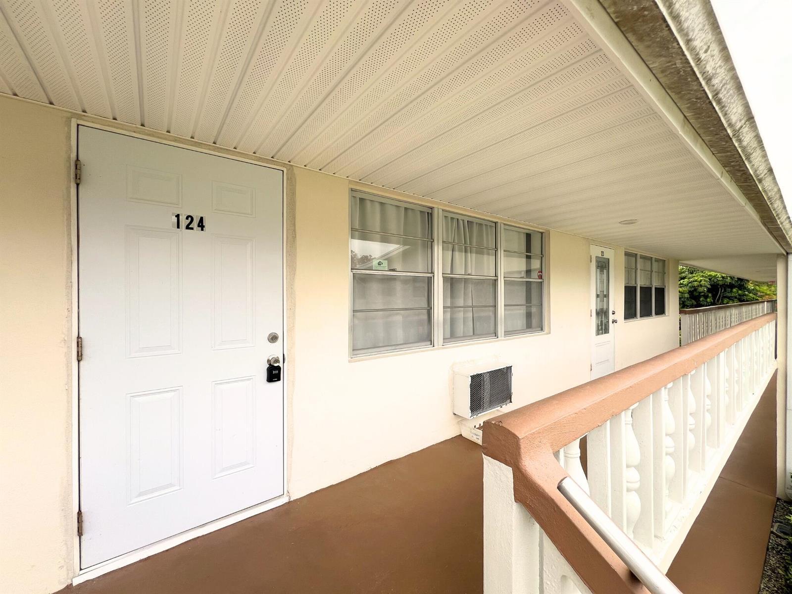 124 E Andover E # 124, West Palm Beach FL 33417 photo 2
