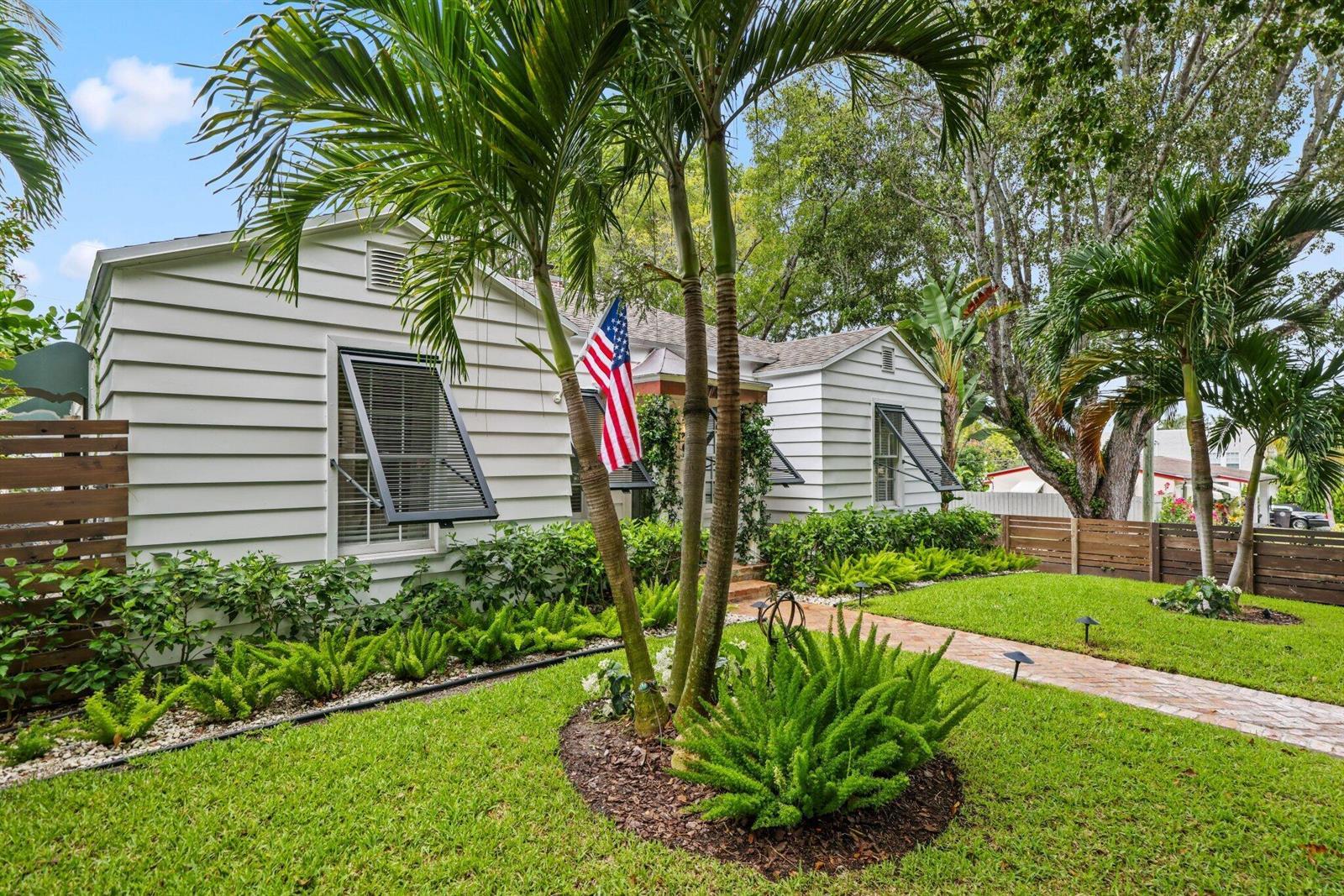 744 Sunset Road, West Palm Beach FL 33401 photo 3