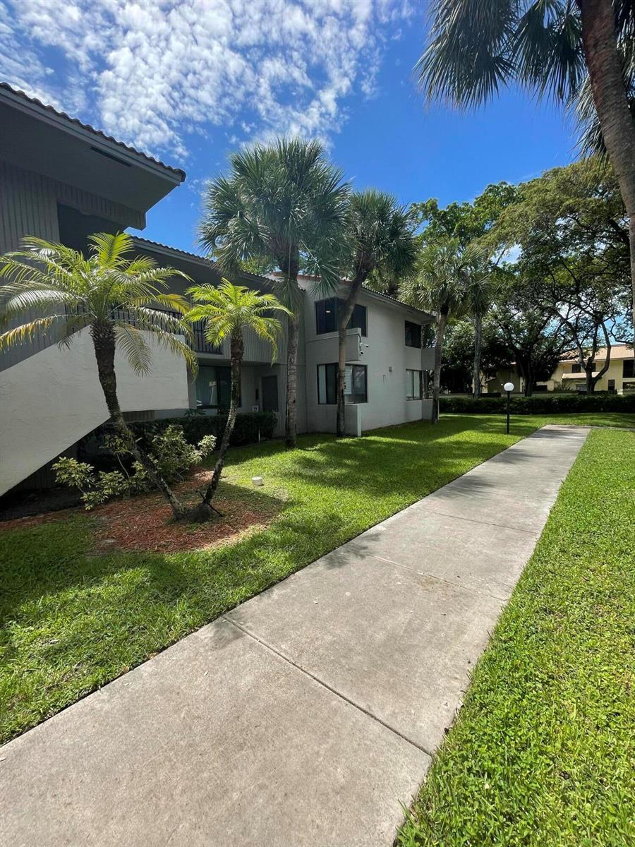 9537 SW 1st Court, Coral Springs FL 33071 photo 3