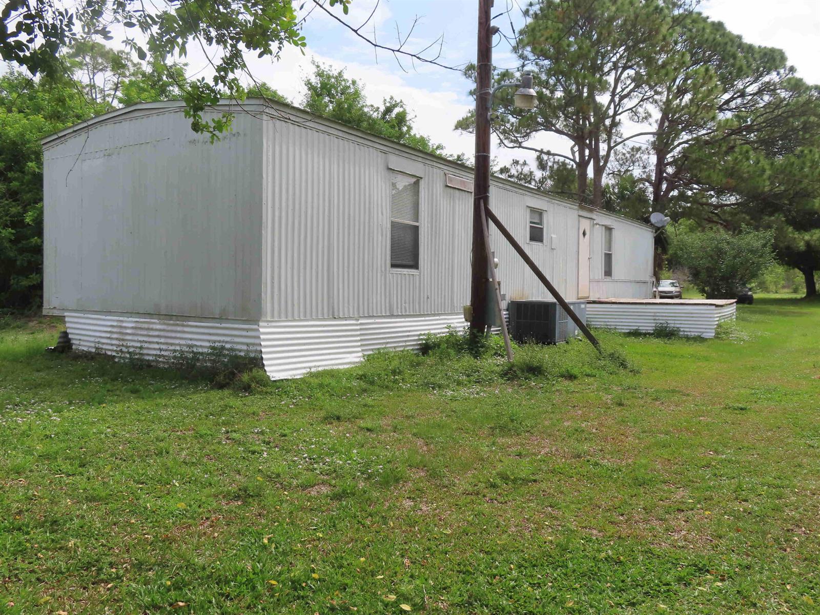 18496 Glades Cut Off Road, Port St. Lucie FL 34987 photo 2