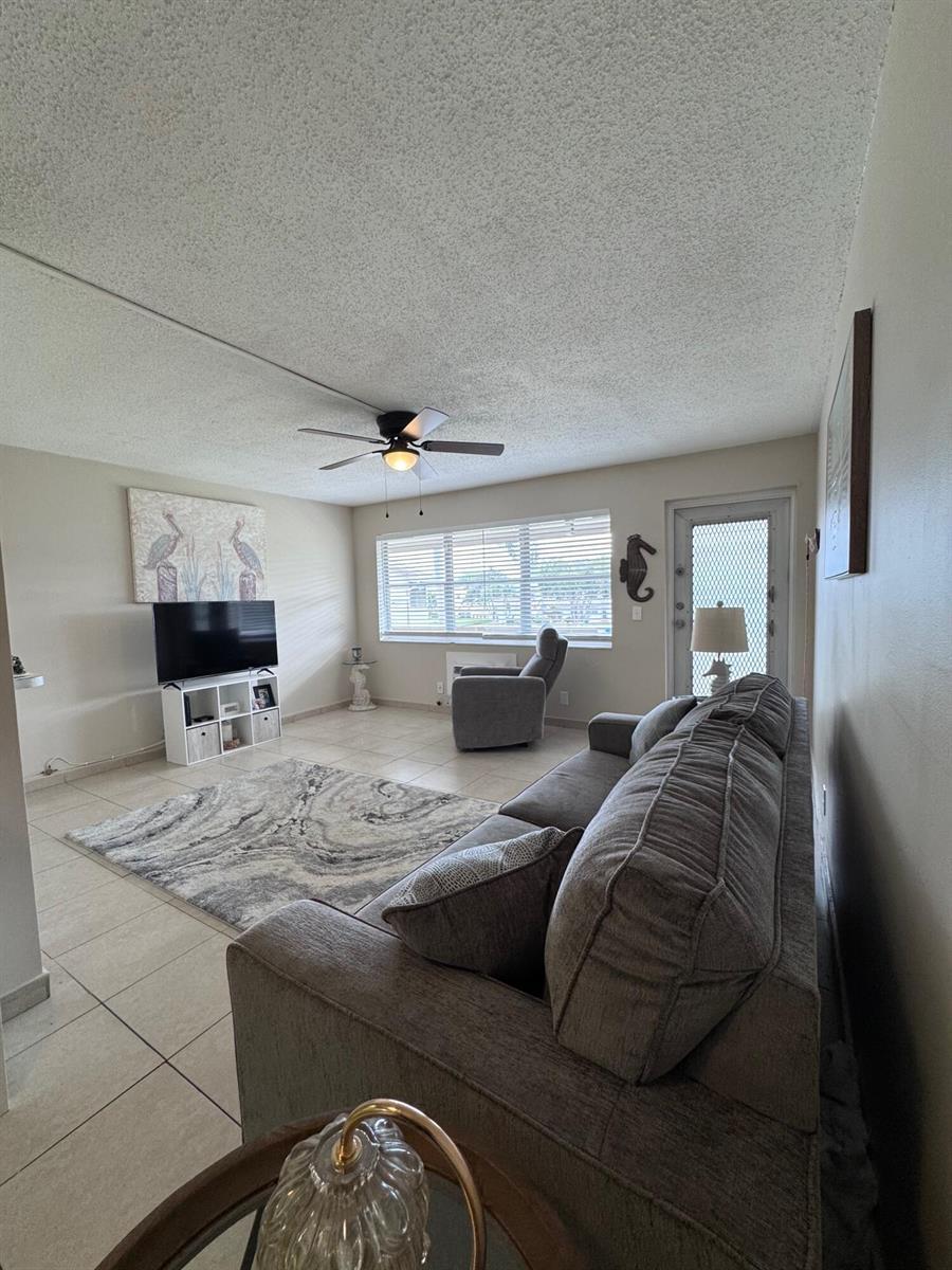 16 Sussex A # 16, West Palm Beach FL 33417 photo 3