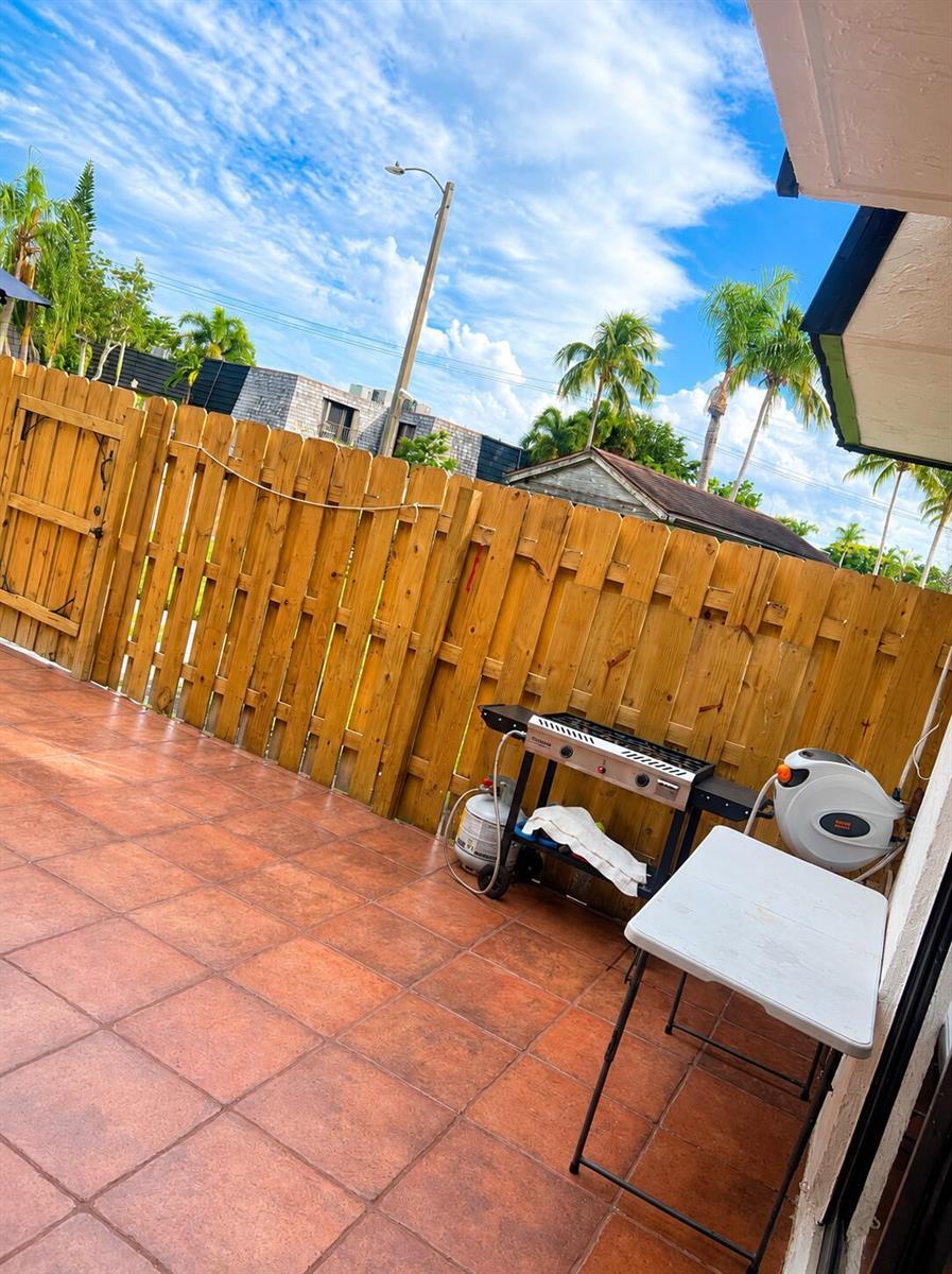 235 Woodland Road, Palm Springs FL 33461 photo 5
