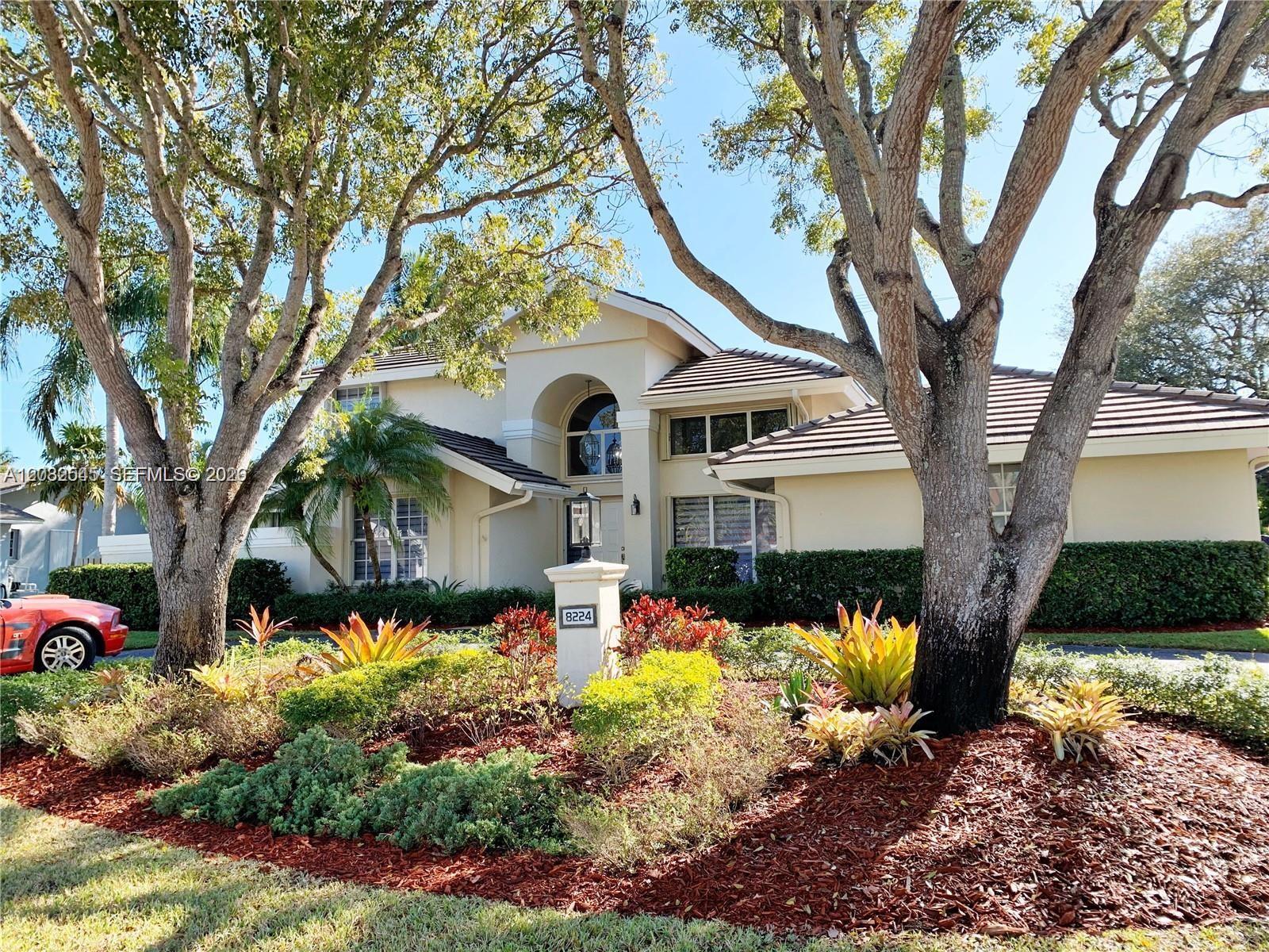 8224 SW 178th Ter, Palmetto Bay FL 33157