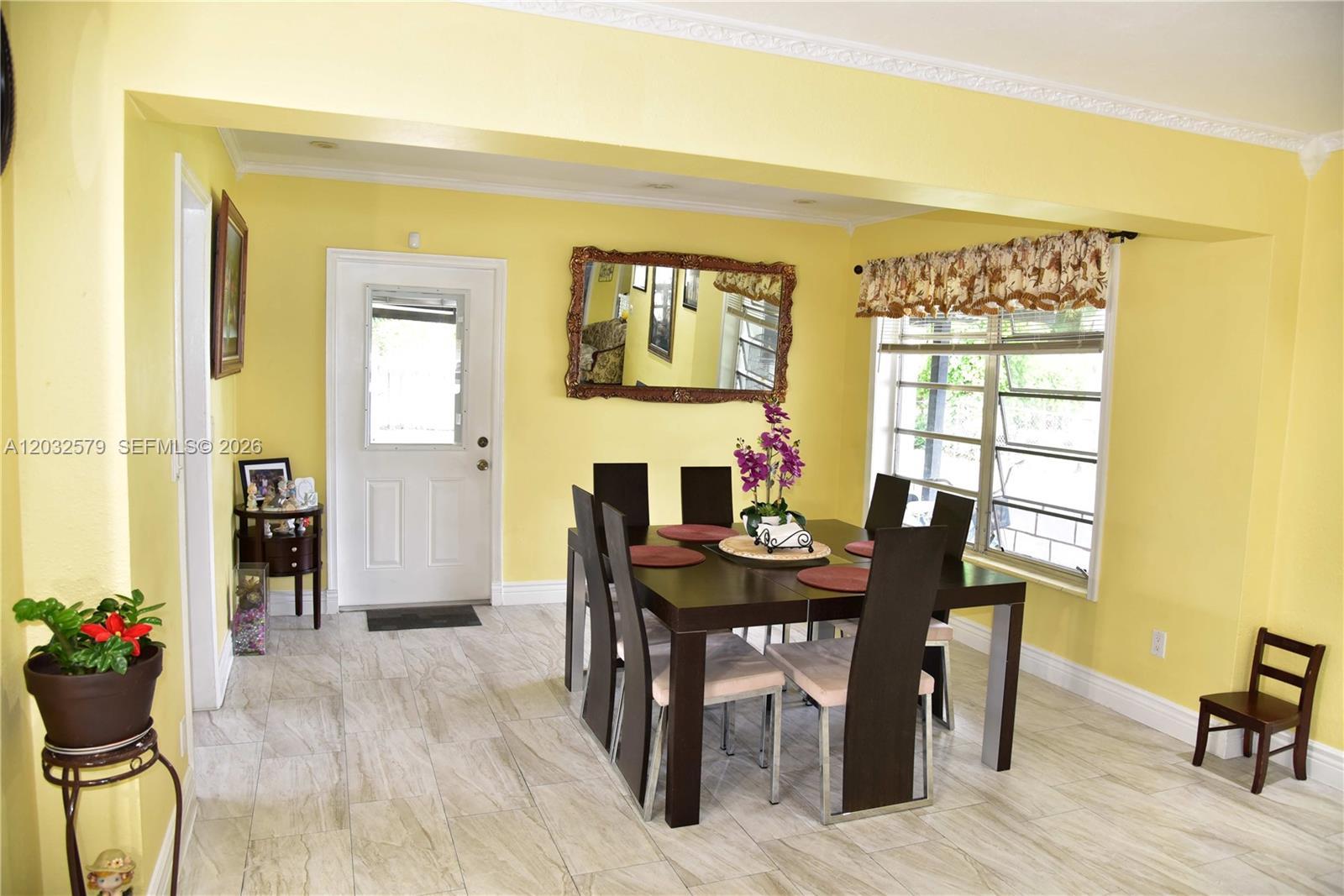 7470 Polk St, Hollywood FL 33024 photo 4