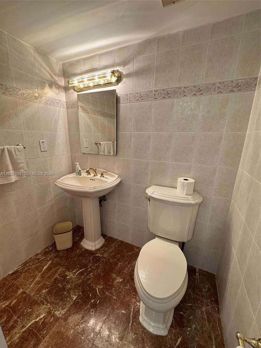 2625 Collins Ave # 1801, Miami Beach FL 33140 photo 5