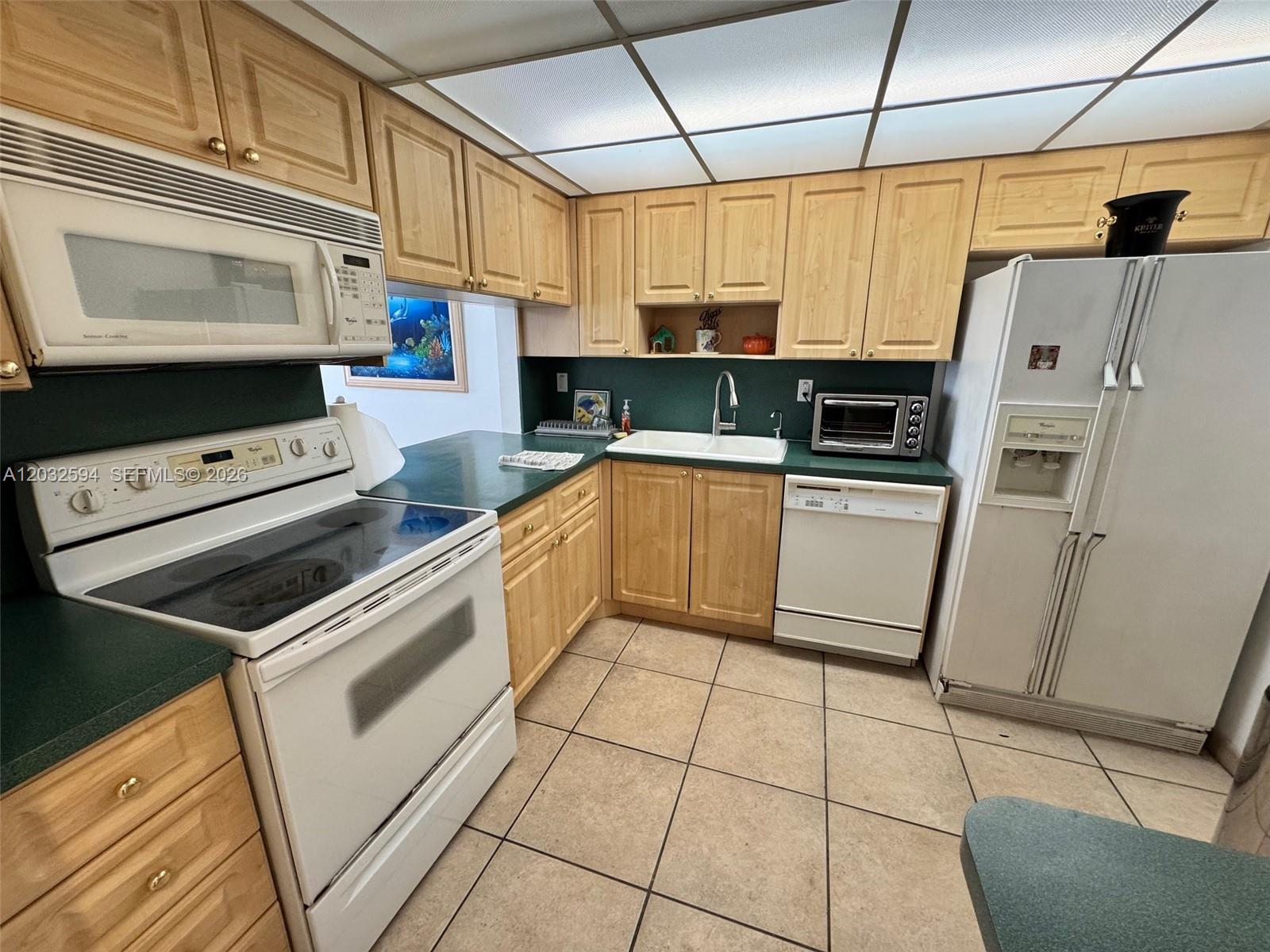 2625 Collins Ave # 1801, Miami Beach FL 33140 photo 4
