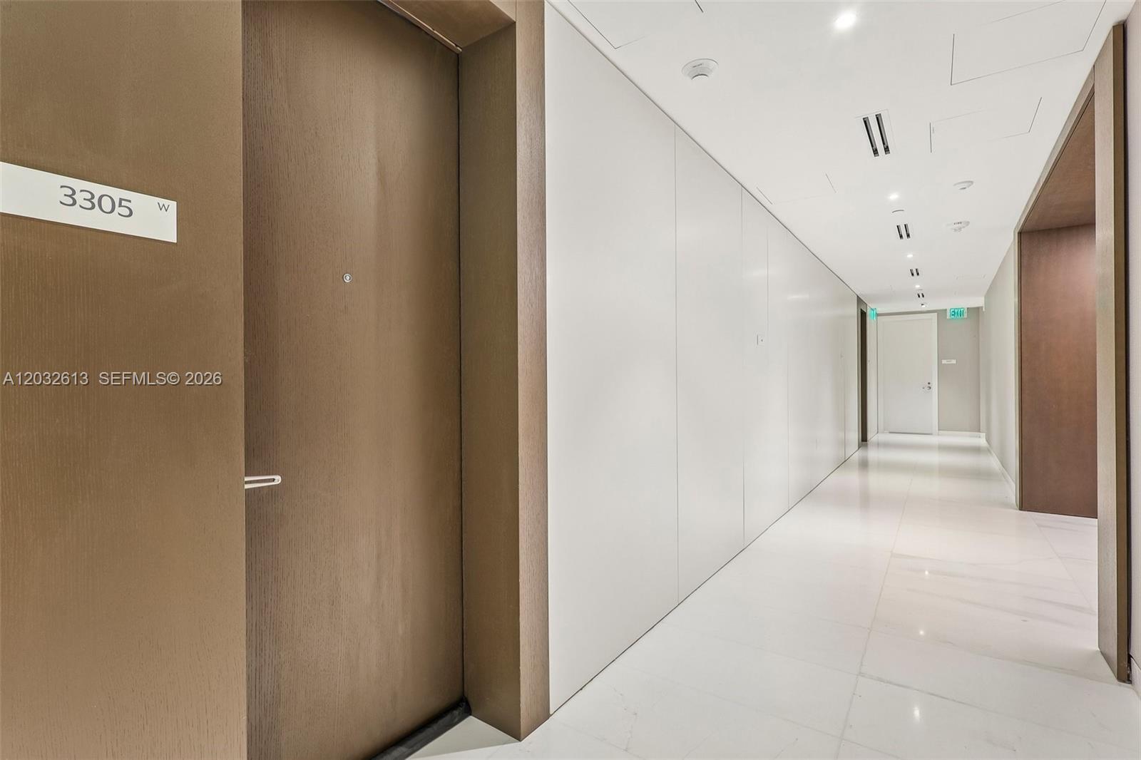 300 Biscayne Boulevard Way # 3305W, Miami FL 33131 photo 2