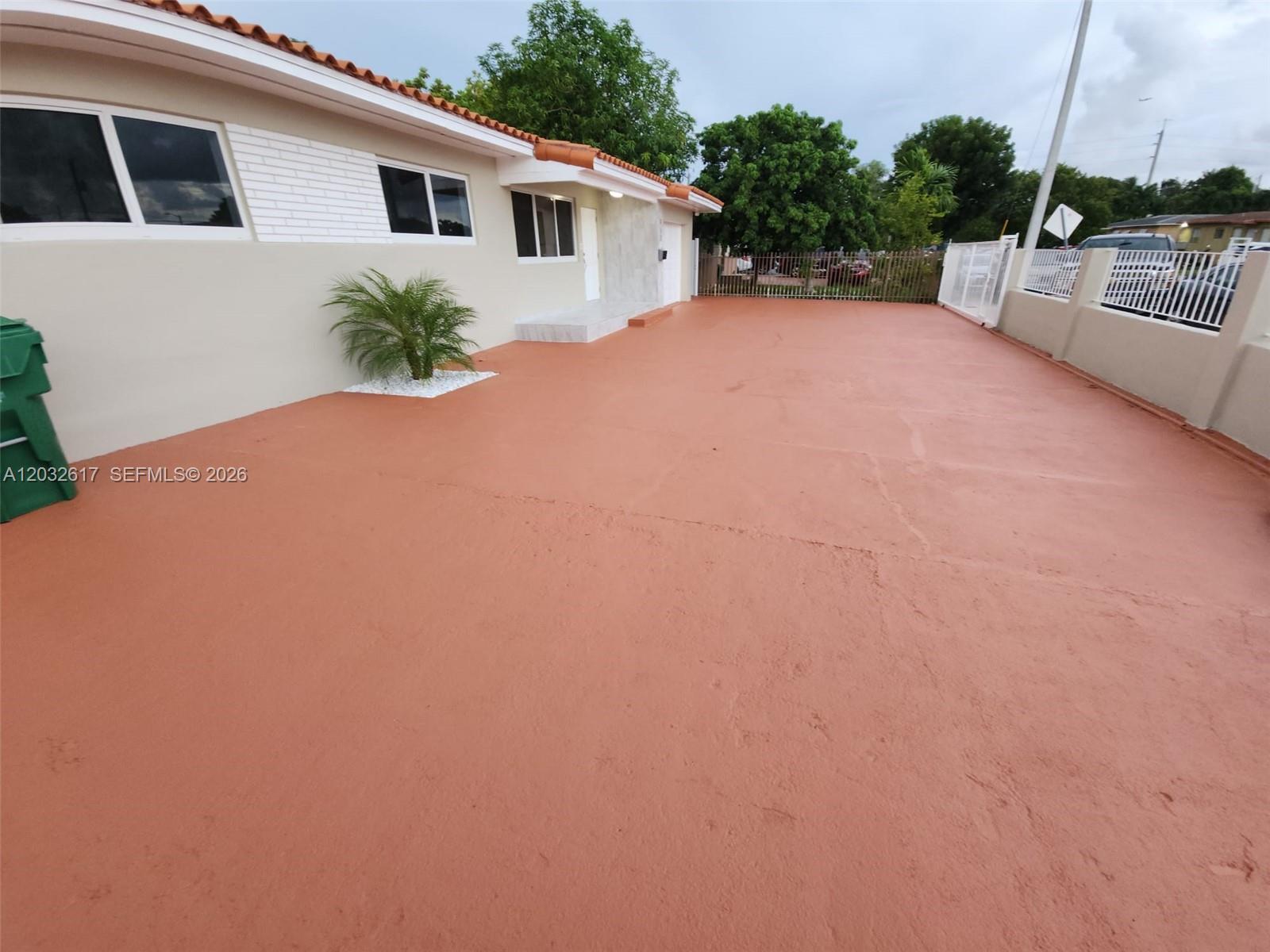 950 NW 36th Ave # 0, Miami FL 33125 photo 2