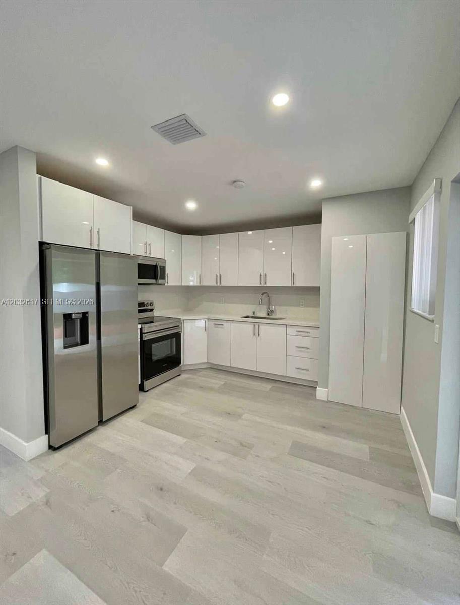 950 NW 36th Ave # 0, Miami FL 33125 photo 4
