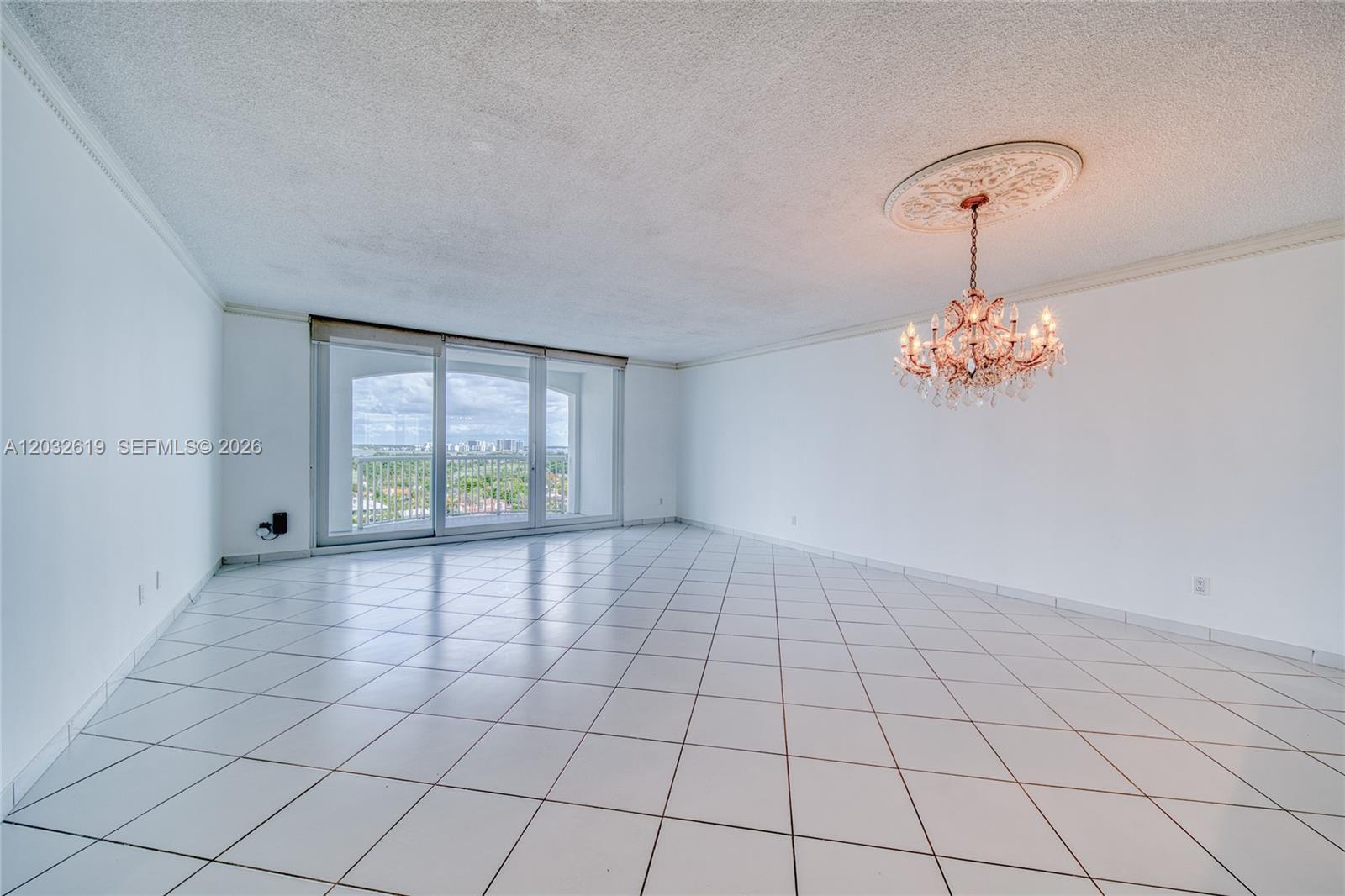 5401 Collins Ave # 1135, Miami Beach FL 33140 photo 4