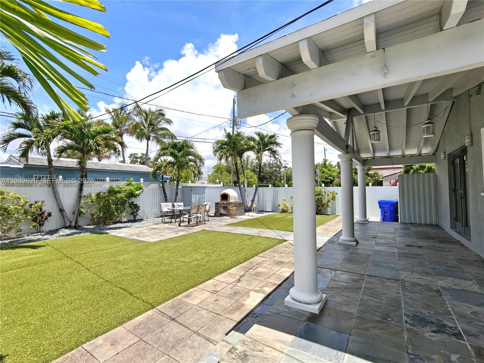 470 SW 25th Rd, Miami FL 33129 photo 3
