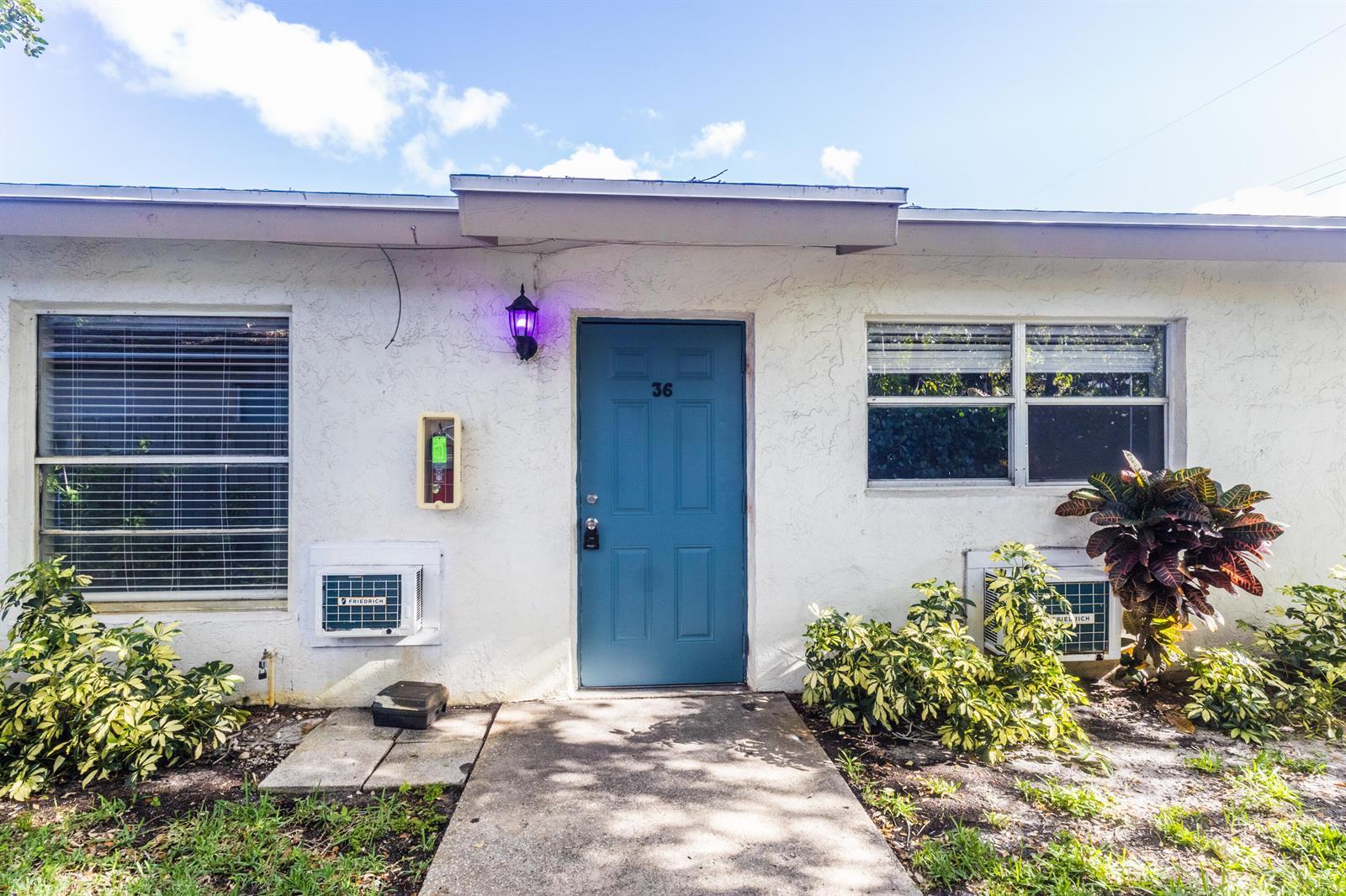 417 N E Street # 36, FL 33460 photo 2