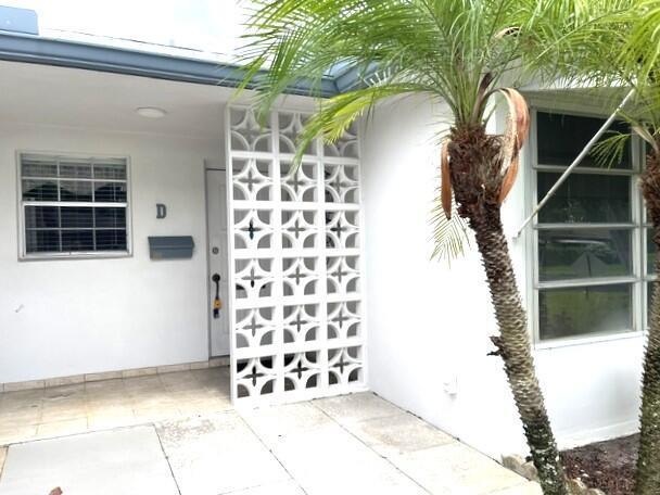 1152 Circle Drive # D, Delray Beach FL 33445 photo 2