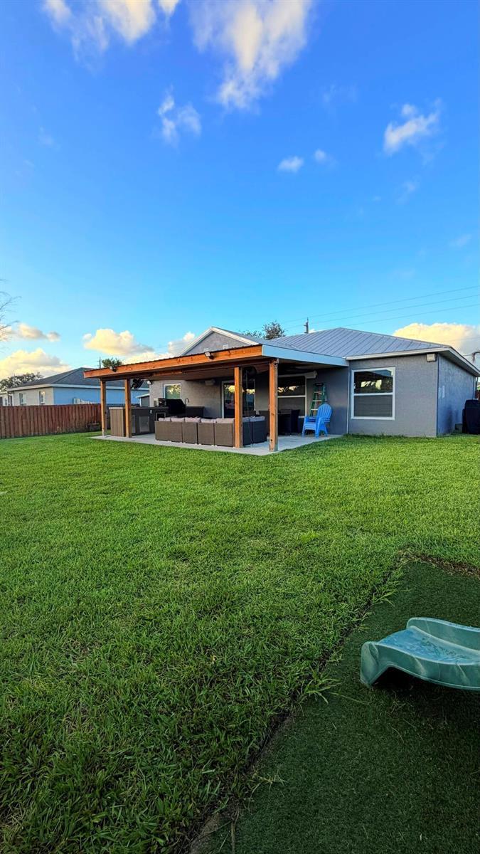 2456 SW Monterrey Lane, Port St. Lucie FL 34953 photo 3
