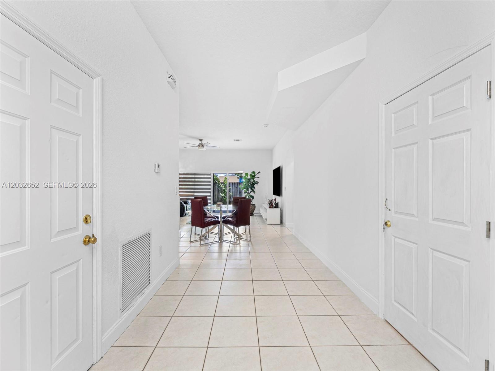15780 SW 141st St, Miami FL 33196 photo 2