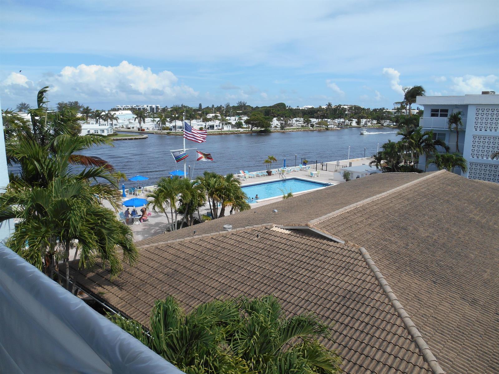 2016 S Federal Highway # 204, Boynton Beach FL 33435 photo 3