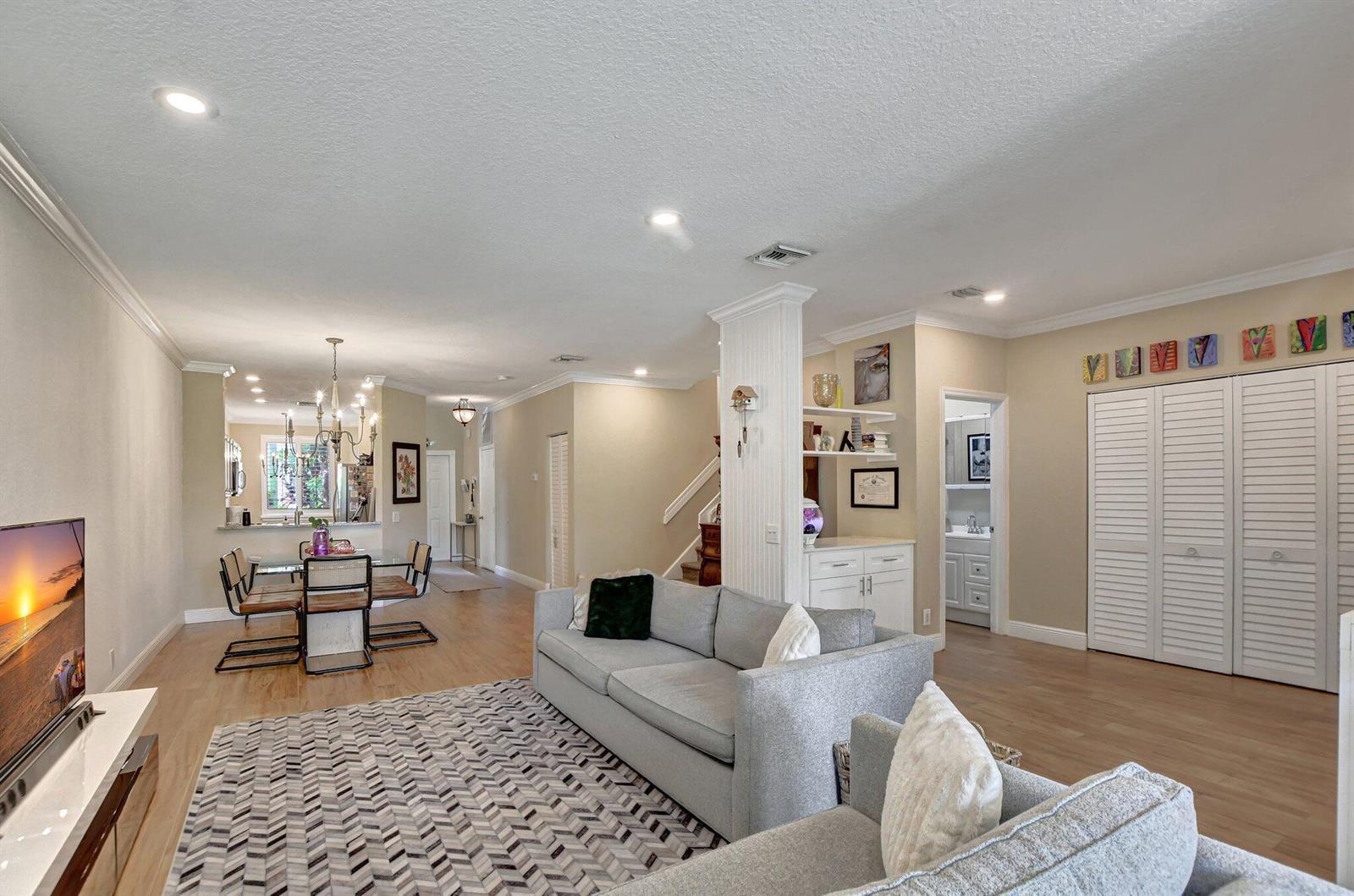 6682 Via Regina, Boca Raton FL 33433 photo 3