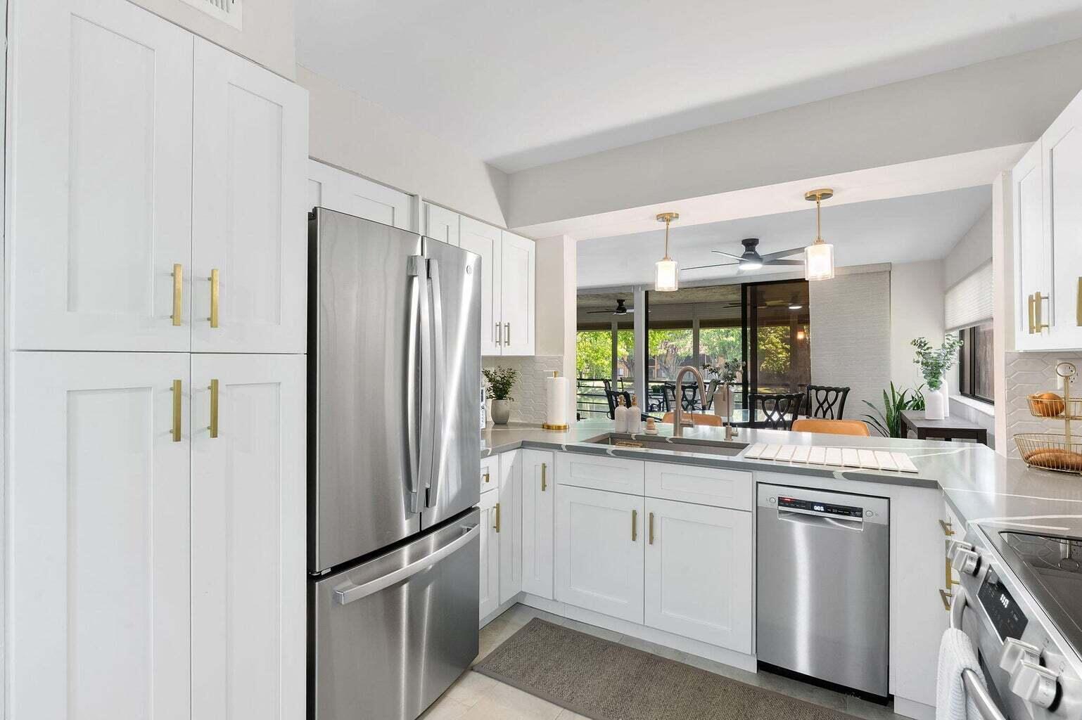 11230 Green Lake Drive # 204, Boynton Beach FL 33437