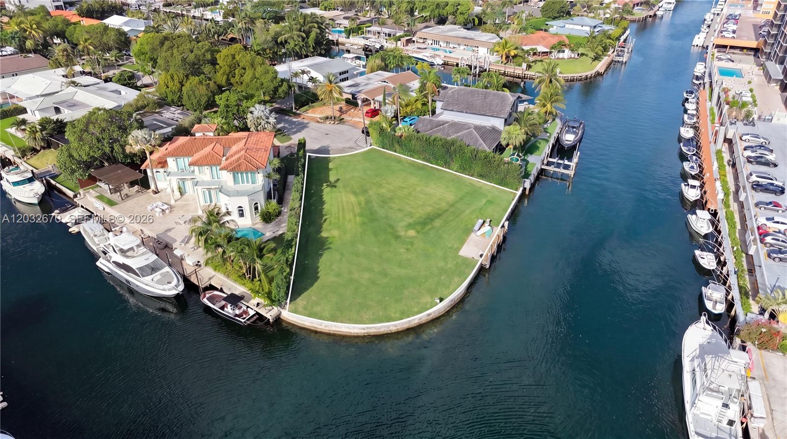 13305 Biscayne Island Ter, North Miami FL 33181 photo 5