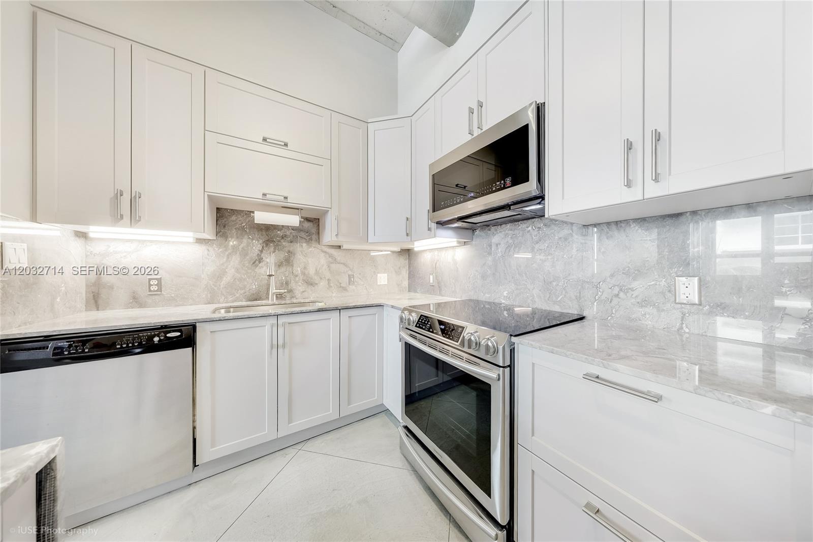 2001 Biscayne Blvd # 2311, Miami FL 33137 photo 2