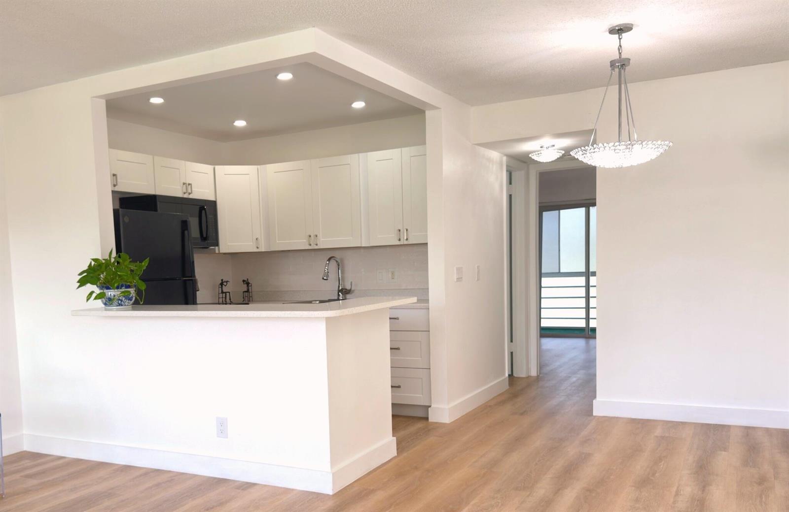 150 Windsor G, West Palm Beach FL 33417