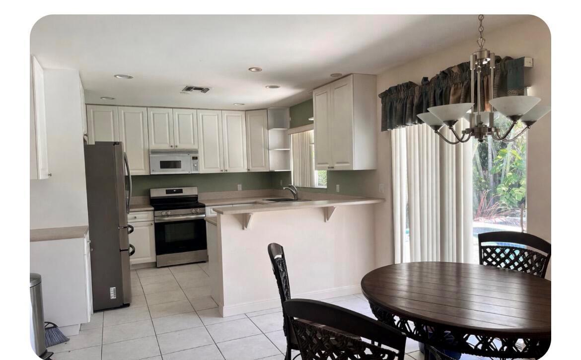 2841 SW 4th Street, Boynton Beach FL 33435 photo 4