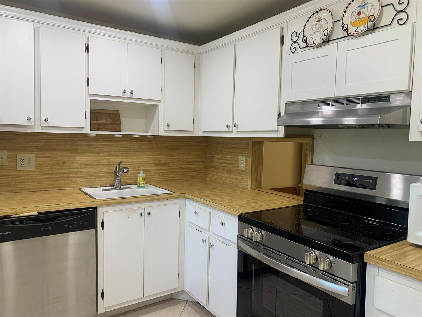 3499 Oaks Way # 607, Pompano Beach FL 33069 photo 2
