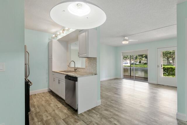 6479 Chasewood Drive # B, Jupiter FL 33458 photo 5