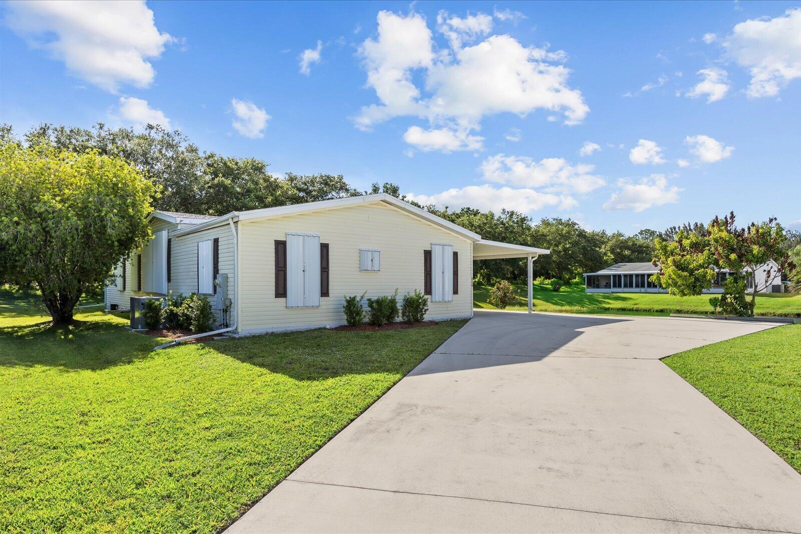 8008 Long Drive, Port St. Lucie FL 34952