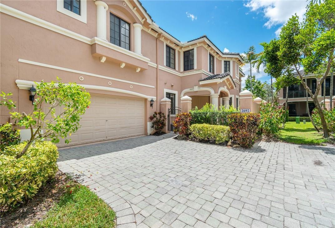 2692 Center Ct Drive # 32, Weston FL 33332