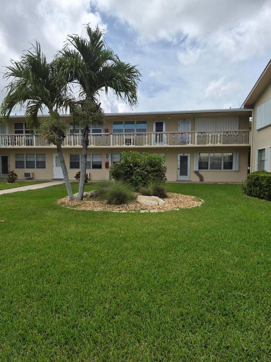 87 Bedford D, West Palm Beach FL 33417