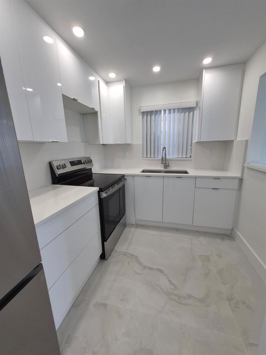 87 Bedford D, West Palm Beach FL 33417 photo 4