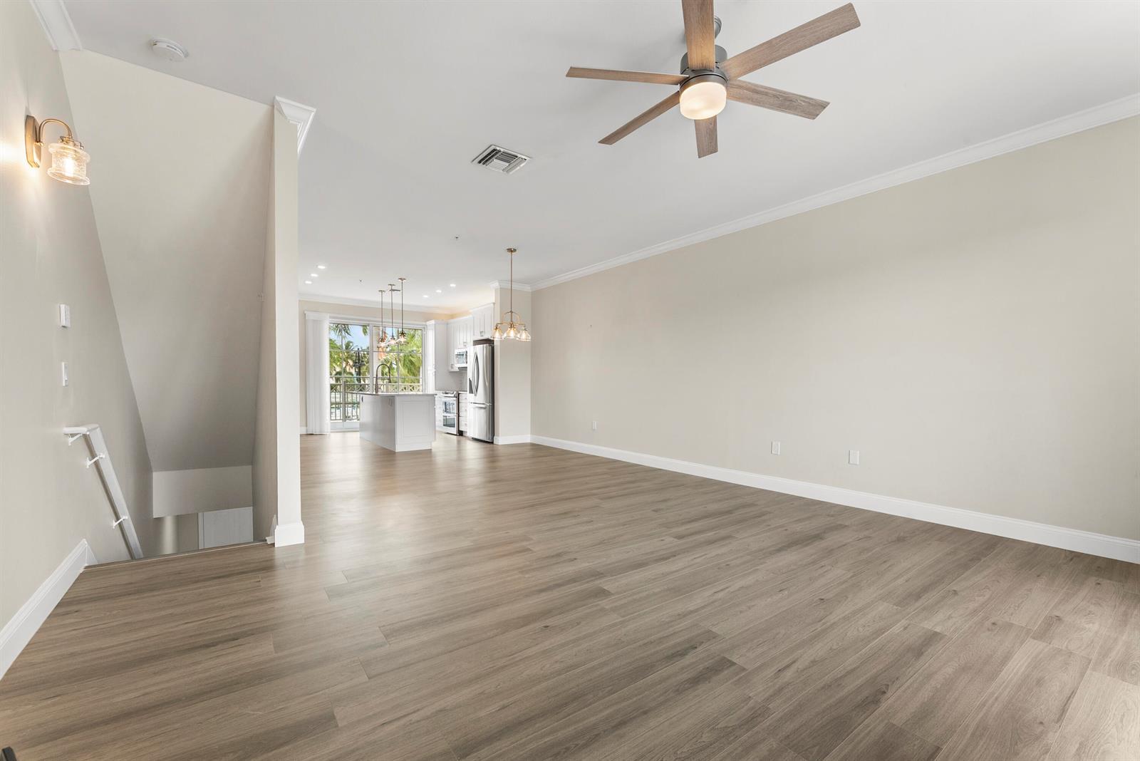 643 Casa Loma Boulevard, Boynton Beach FL 33435 photo 5