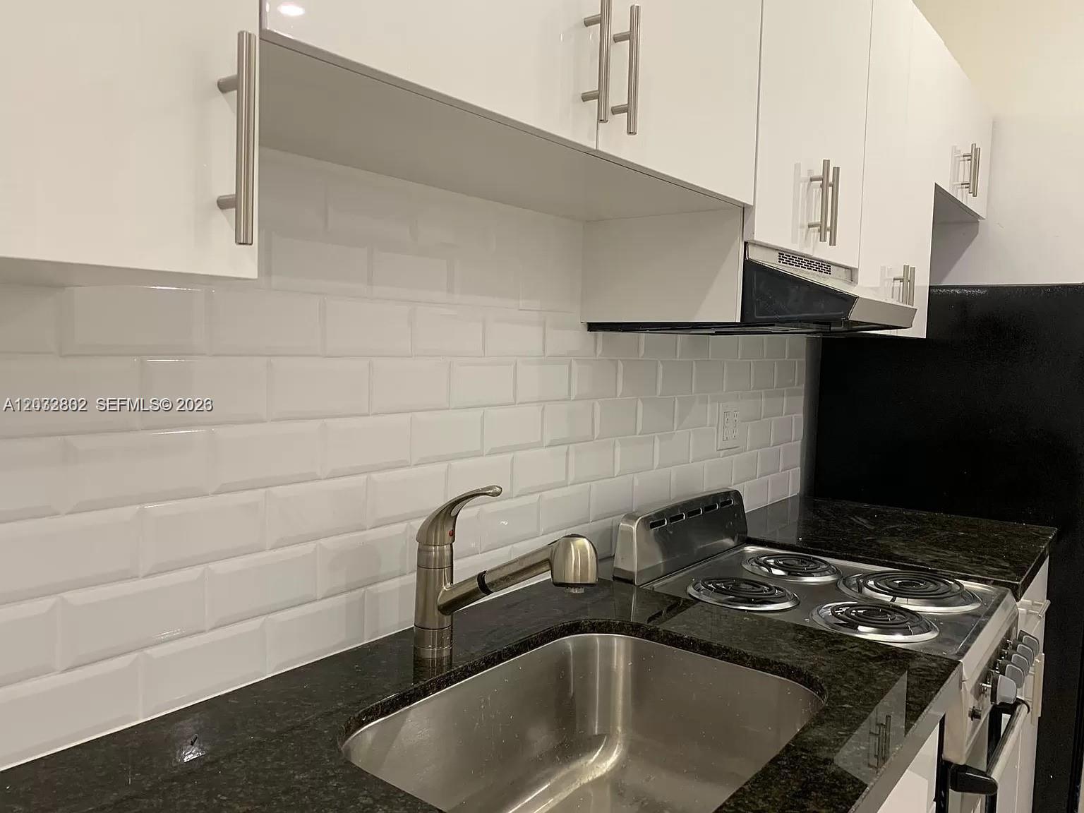 319 W 28th St # 9, Miami Beach FL 33140 photo 5