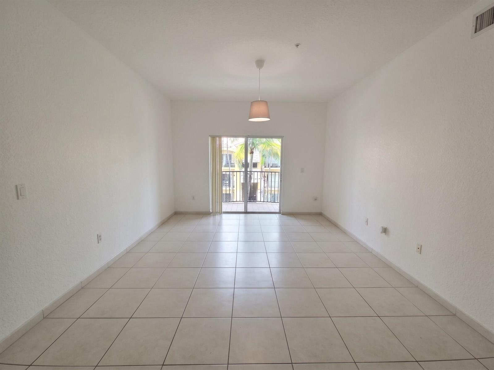 7240 NW 114th Avenue # 304, Doral FL 33178 photo 2