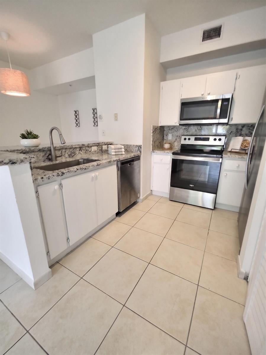 7240 NW 114th Avenue # 304, Doral FL 33178 photo 5