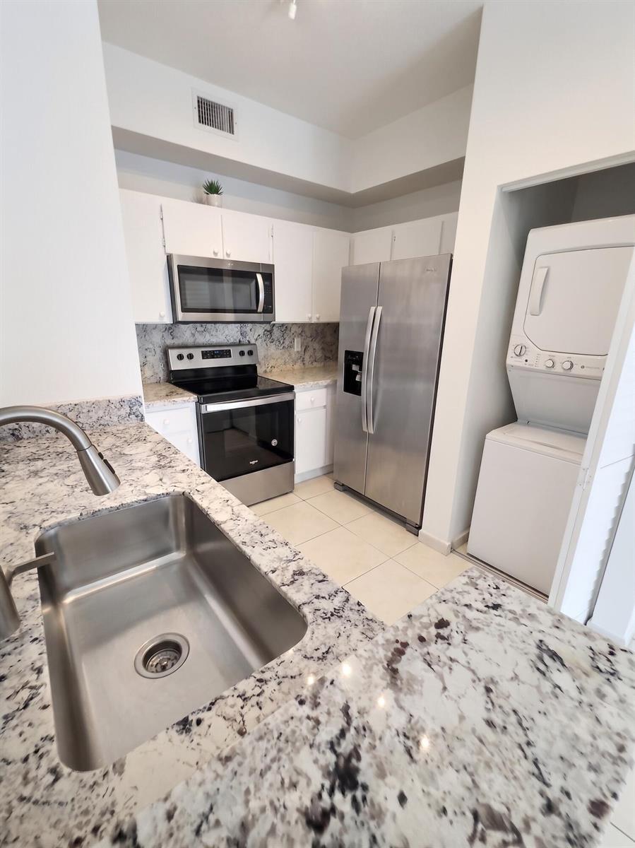 7240 NW 114th Avenue # 304, Doral FL 33178 photo 4