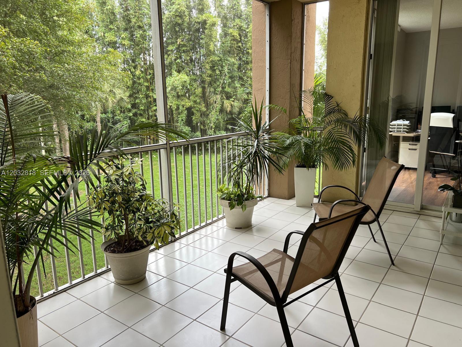 9755 NW 52nd St # 216, Doral FL 33178 photo 3
