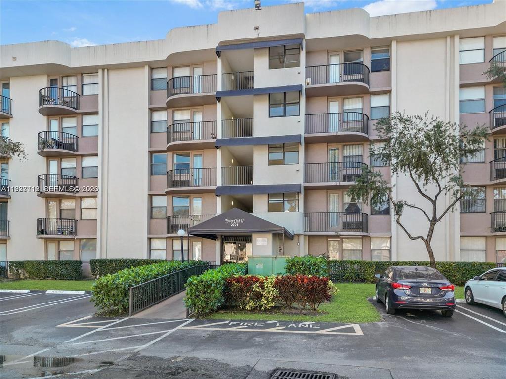 2701 Riverside Drive Apt 516, Coral Springs FL 33065