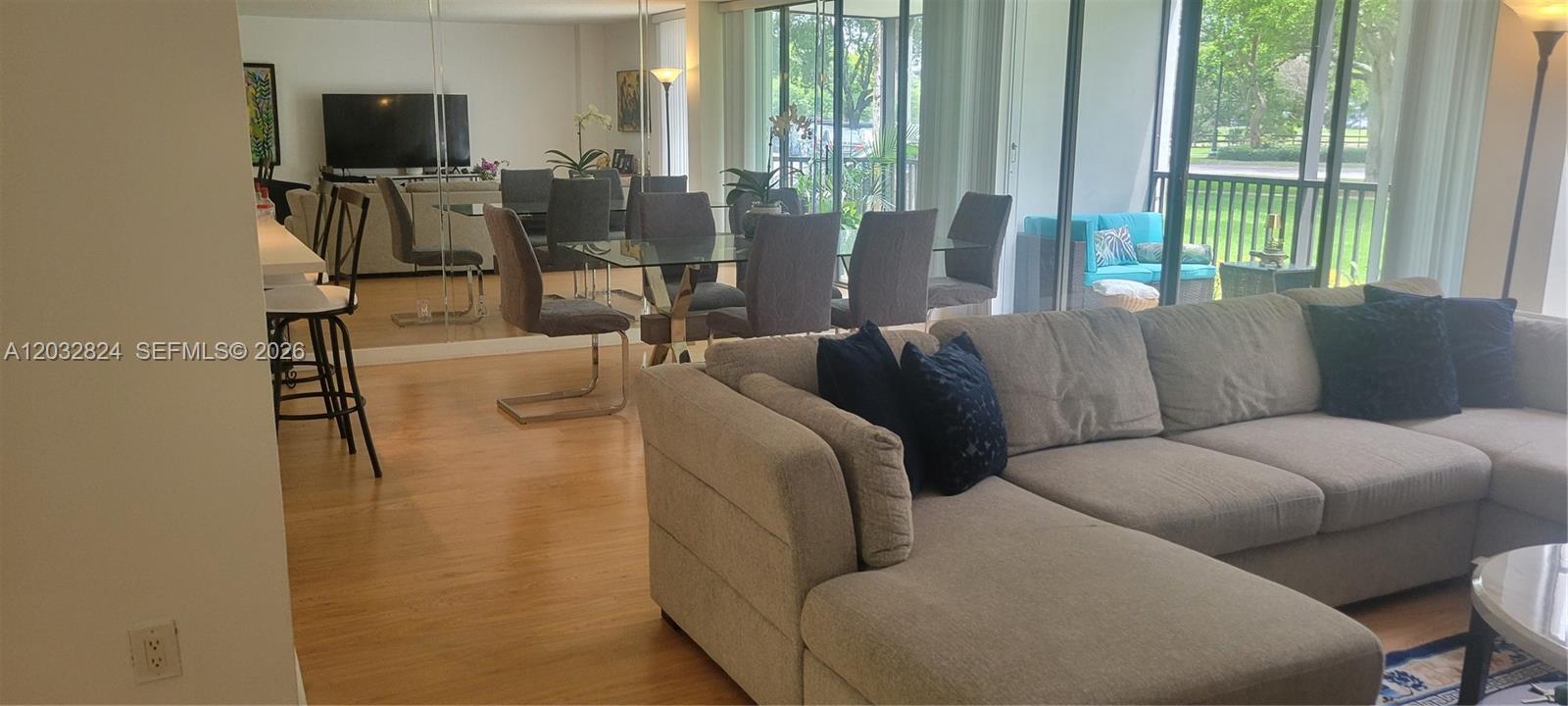 3401 N Country Club Dr # 110, Aventura FL 33180 photo 4