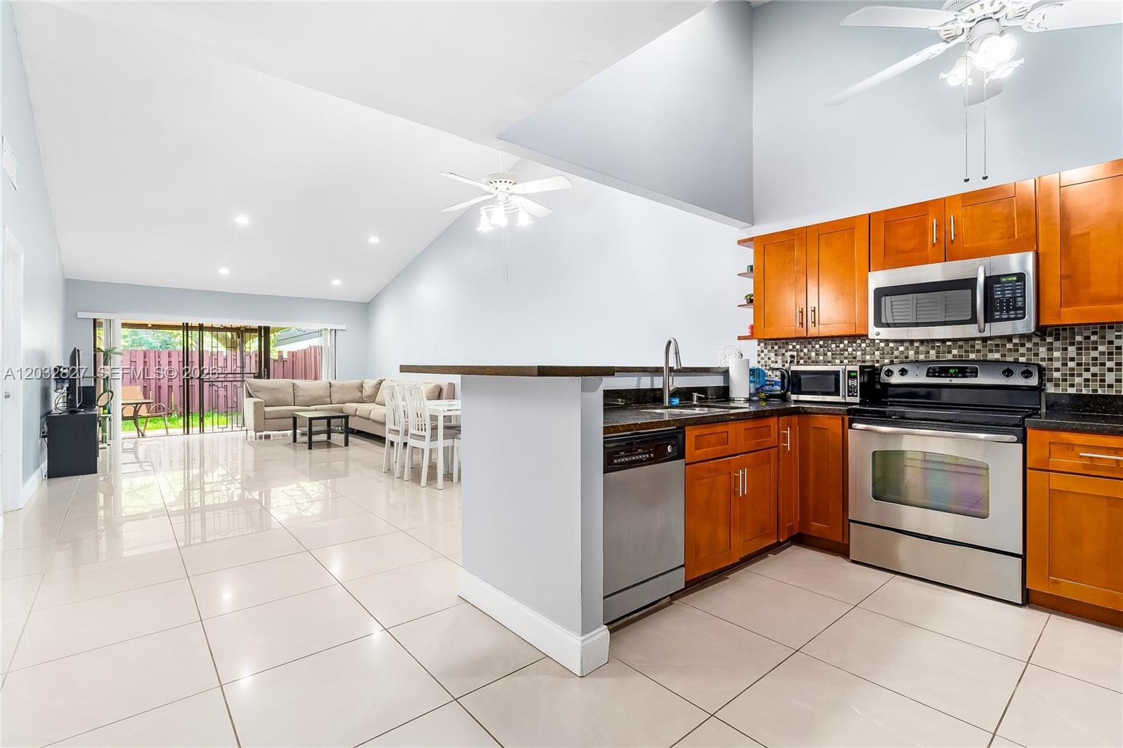 505 NE 199th Ln # 2A, Miami FL 33179 photo 2
