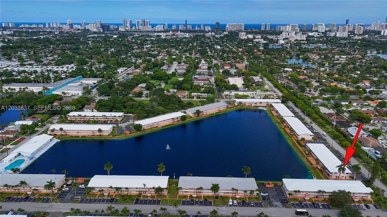 1050 SW 11th ST # 20L, Hallandale Beach FL 33009