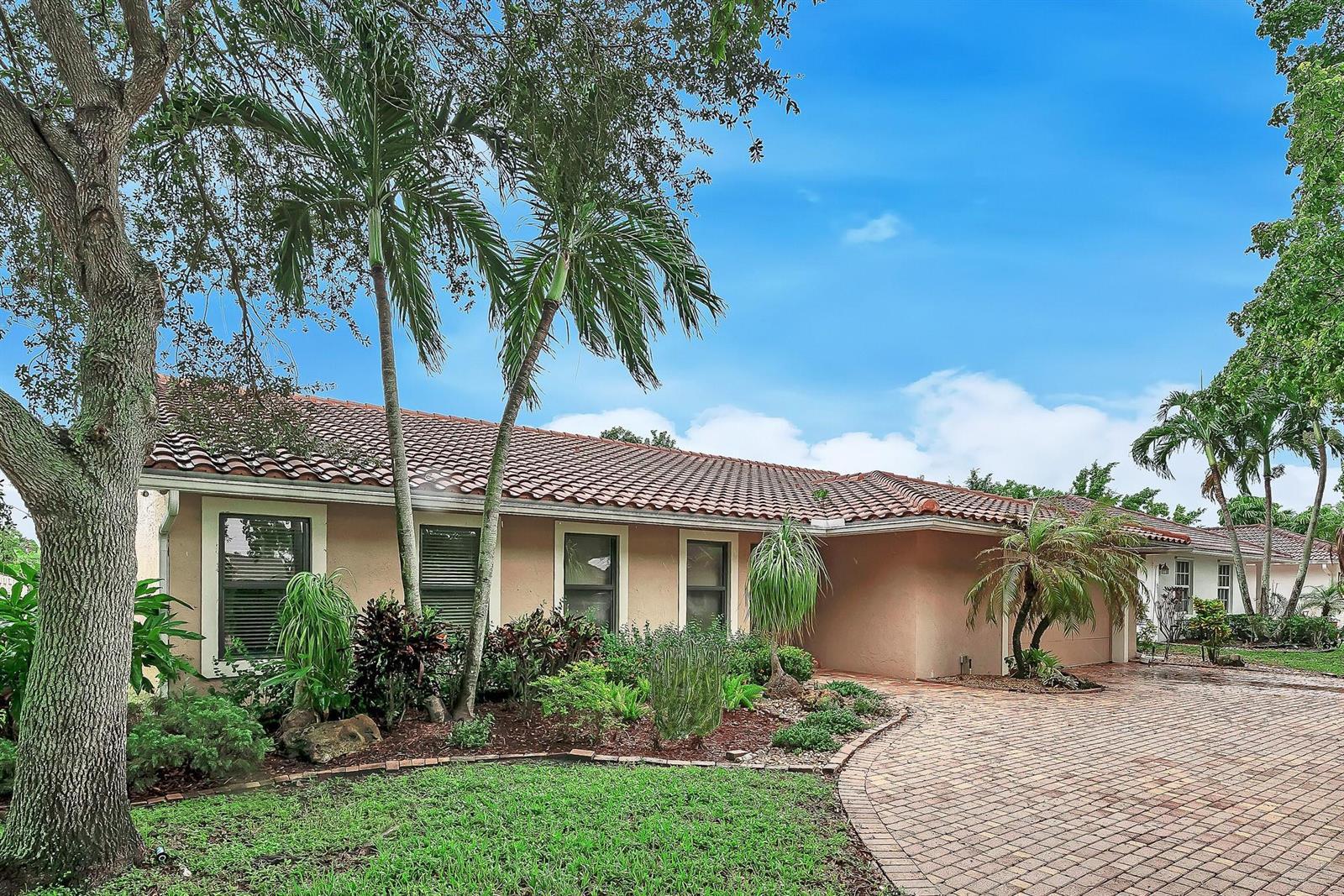 303 NW 105th Terrace, Coral Springs FL 33071 photo 3