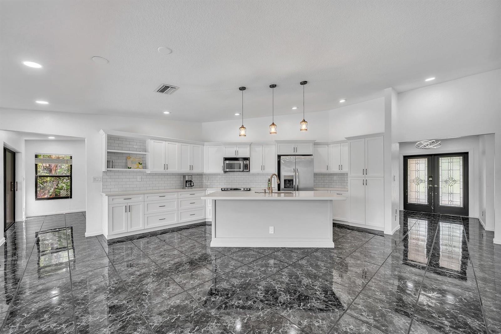 303 NW 105th Terrace, Coral Springs FL 33071 photo 4