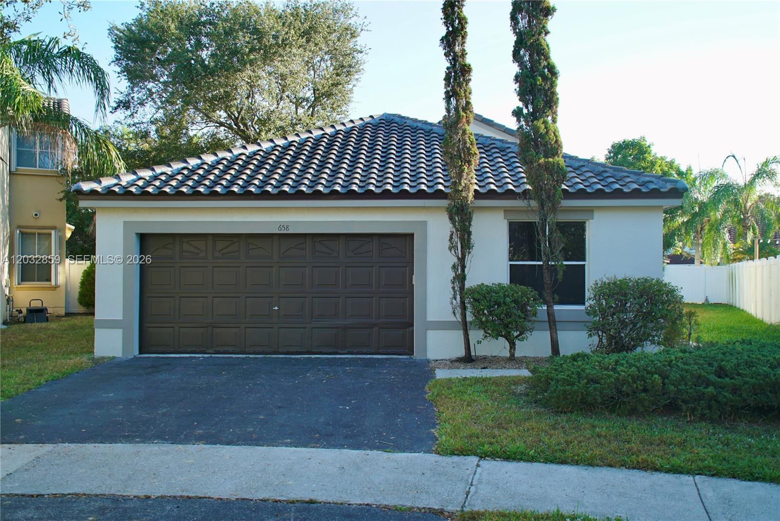 658 Stanton Dr, Weston FL 33326 photo 3