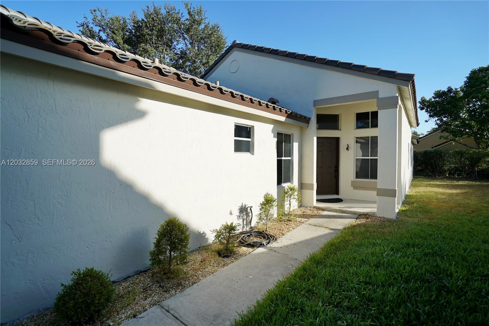 658 Stanton Dr, Weston FL 33326 photo 4