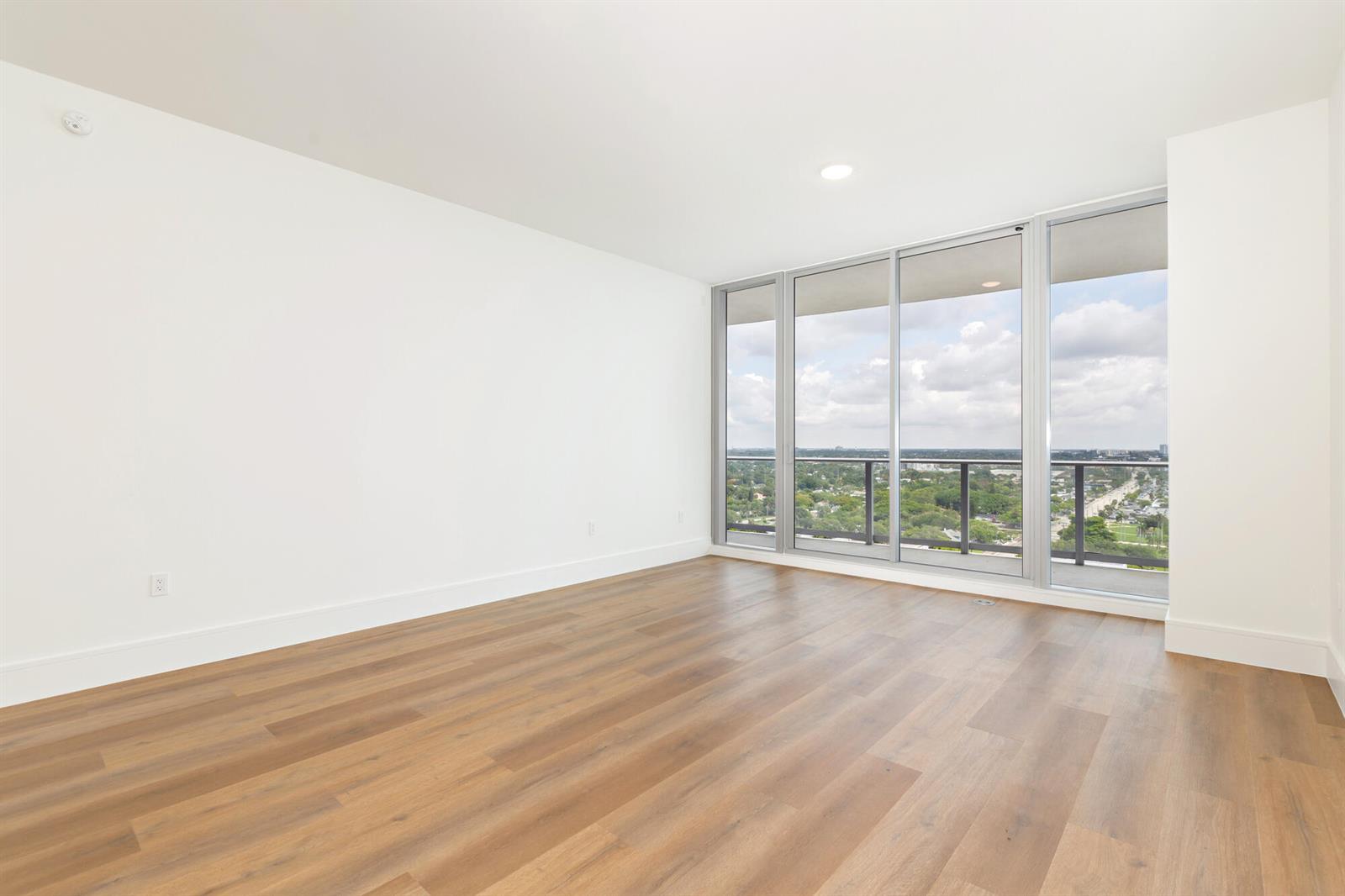 220 Lake Shore Drive # 1809, Lake Park FL 33403