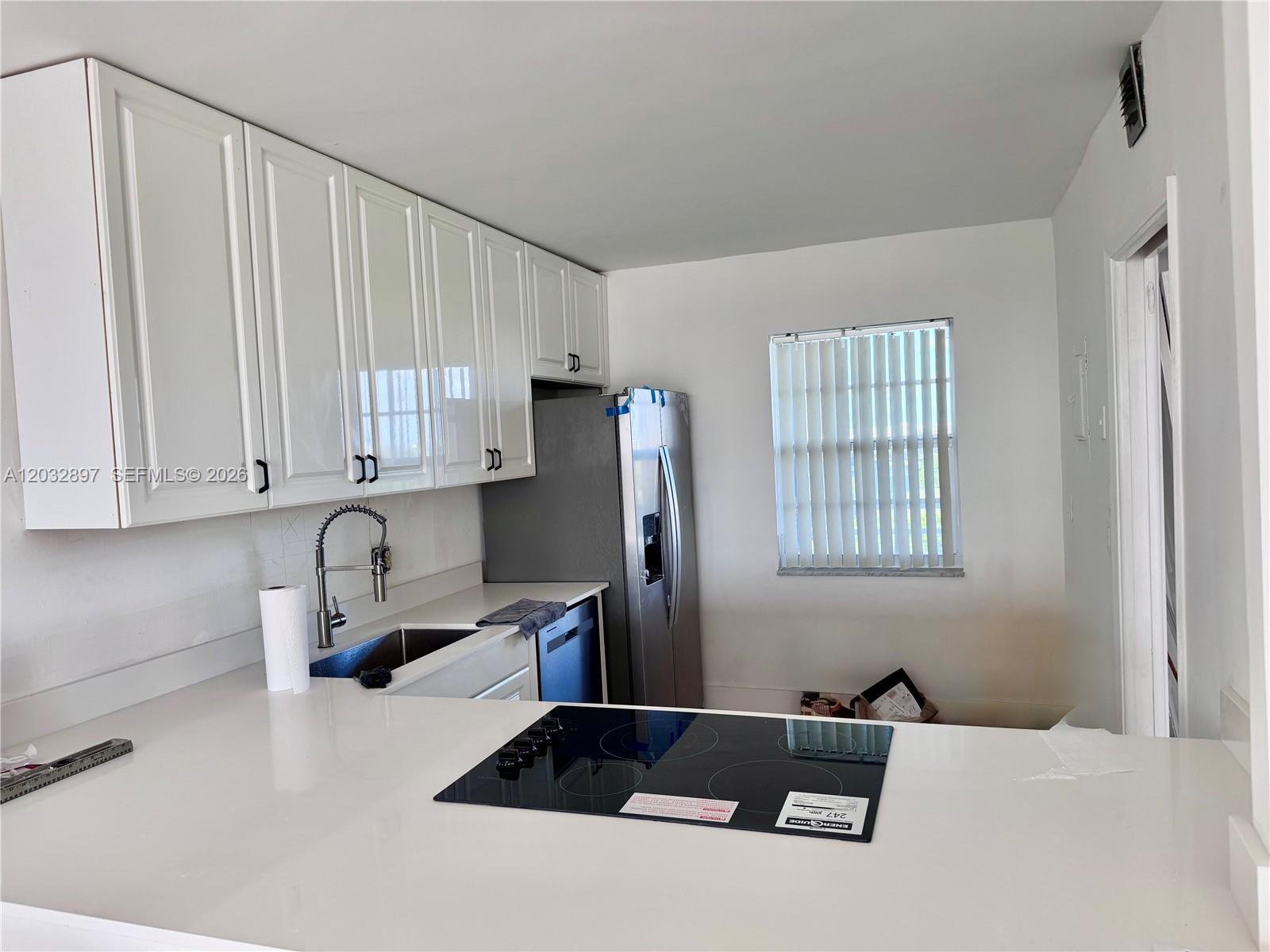575 Oaks Ln # 1008, Pompano Beach FL 33069 photo 2
