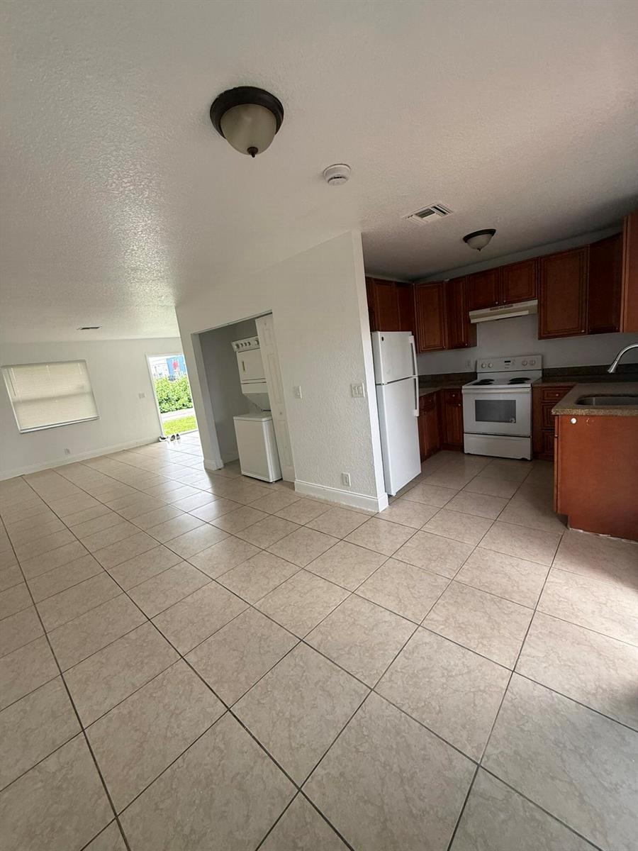 1420 Barton Road # 1420w, FL 33460 photo 5