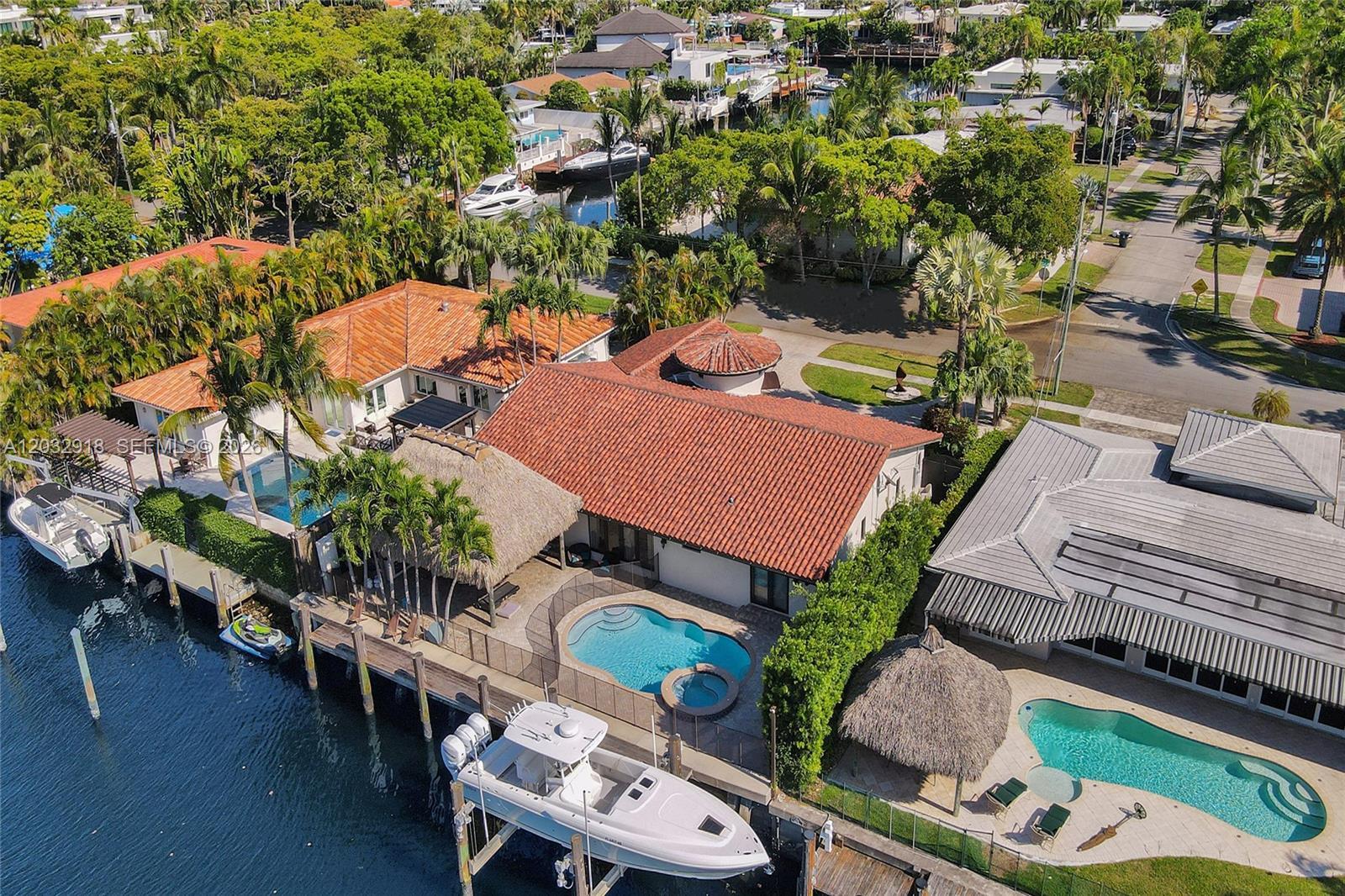 2075 Ixora Rd # 0, North Miami FL 33181 photo 2
